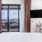 Arena View Penthouse Apartament *