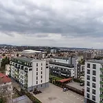 Arena View Penthouse Apartament *