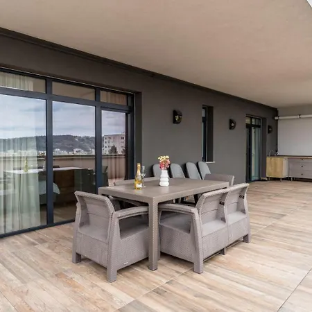 Апартаменты Arena View Penthouse *
